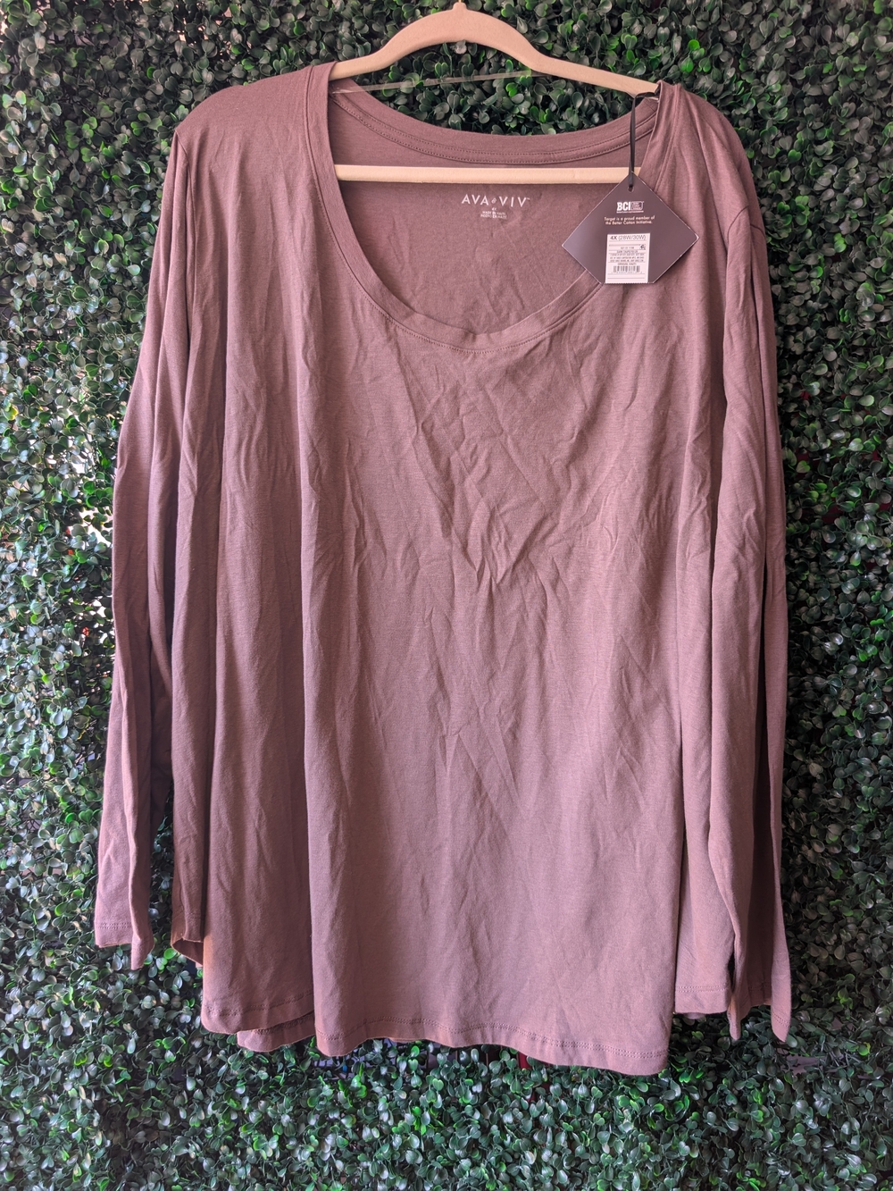 Ava & Viv Dark Taupe Long-Sleeve Scoop Neck Top